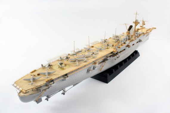 1/350 DKM GRAF ZEPPELIN DX Upgrade set