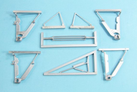 1/32 Bristol F.2b Landing Gear