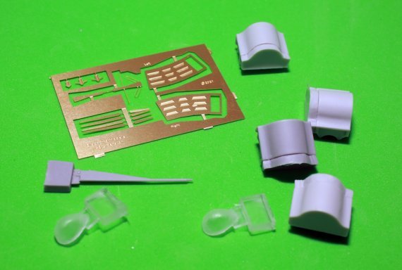 1/48 Consolidated B-24 Conversion