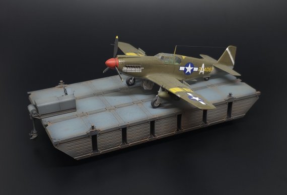 Brengun 1/72 US Navy Seabees Barge � Pontons NL R�sine