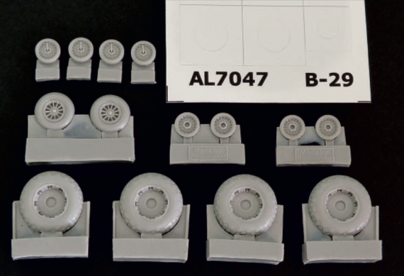 1/72 B-29 Superfortress wheels diamond tread