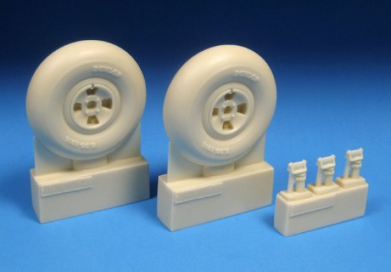 1/24 Hawker Hurricane Mk.I/Mk.IIC/Mk.IID 4 Slot Mainwheels
