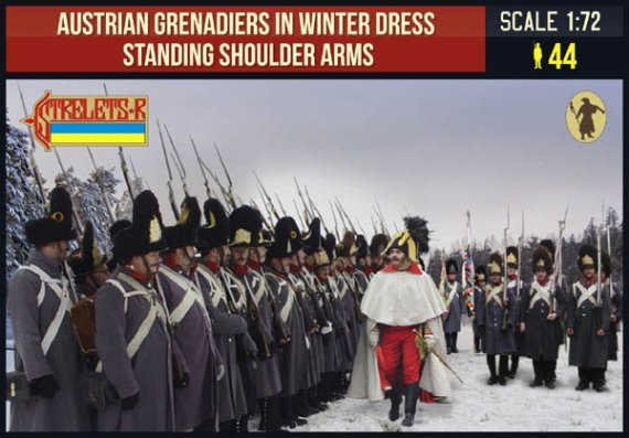 1/72 Austrian Grenadiers in Winter Dress Standing Shoulder Arms