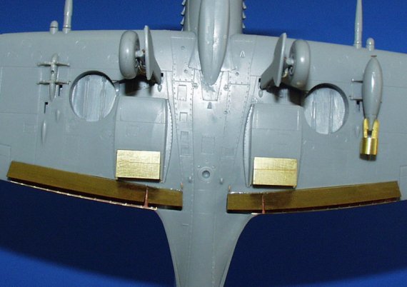 Spitfire Mk.IX flaps  (HAS)