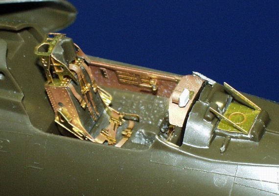 F-105D Thunderchief  (REV/MON)