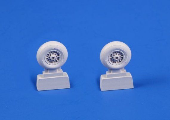 1/48 Reggiane Re 2000 Main wheels