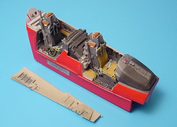 Aires Upgrade set: F-15E cockpit set