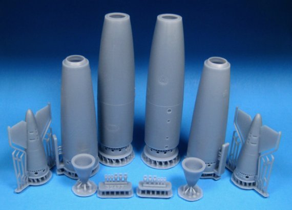 1/32 Douglas A-4 Skyhawk 300 Gallon Drop-tanks