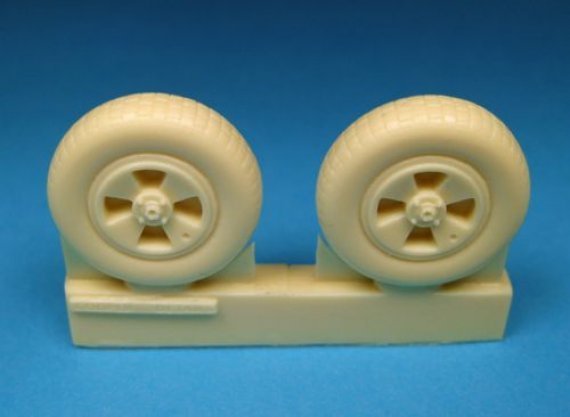 1/48 Hawker Sea Fury main wheels and Tail wheel (Hobbycraft, Tru