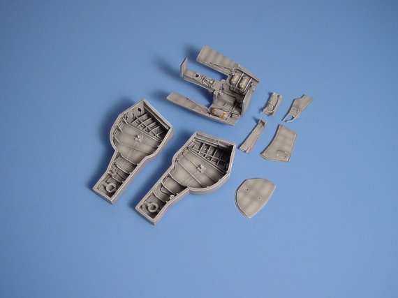 Hawker HUNTER wheel bay