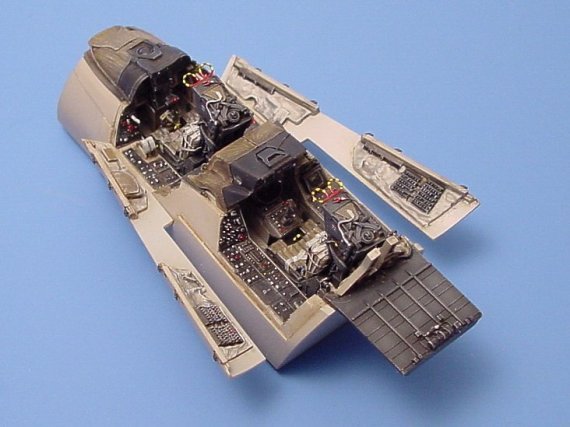 F-14B TOMCAT cockpit set