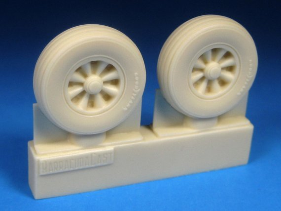1/48 F4U Corsair Stamped Hub Mainwheels