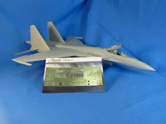 1/48 Sukhoi Su-35 Flanker-E exterior
