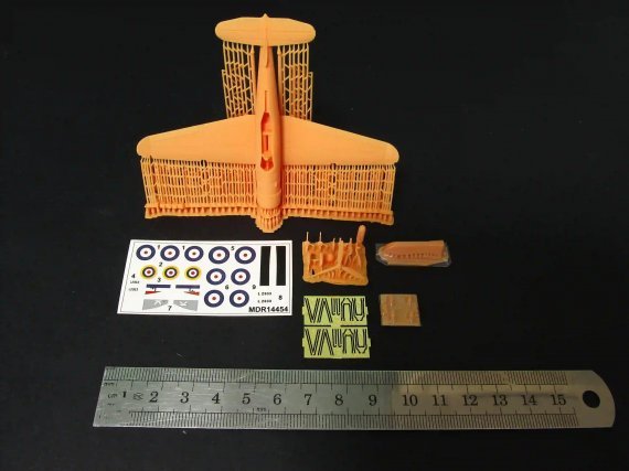 1/144 Blackburn Skua with etched parts and decals