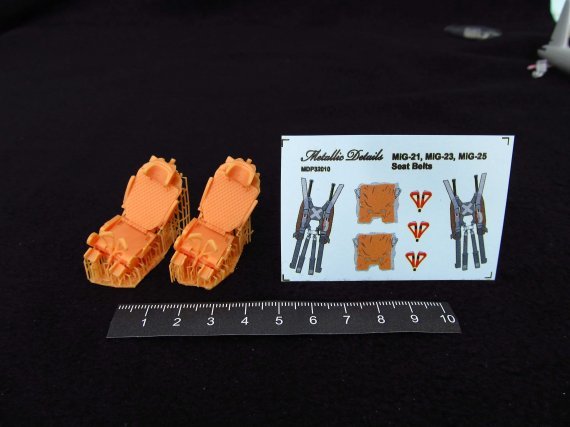 1/32 Ejection seat KM-1M