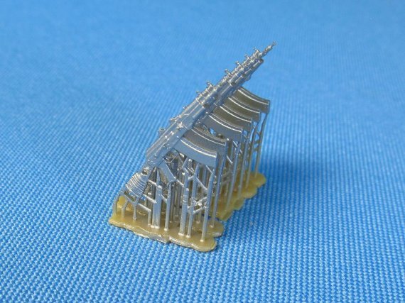 1/35 Aksu with tourniquet