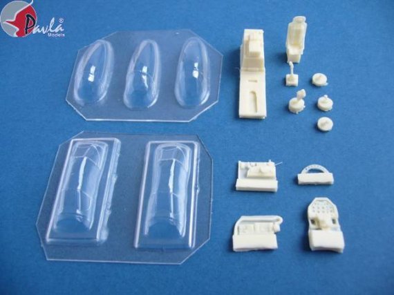 1/72 P-51D Mustang early version + vacu canopy (Tamiya, Academy)