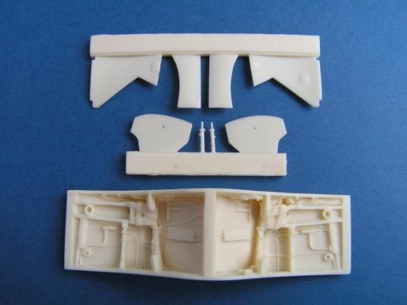 1/48 Seahawk main wheel well for Trumpeter
