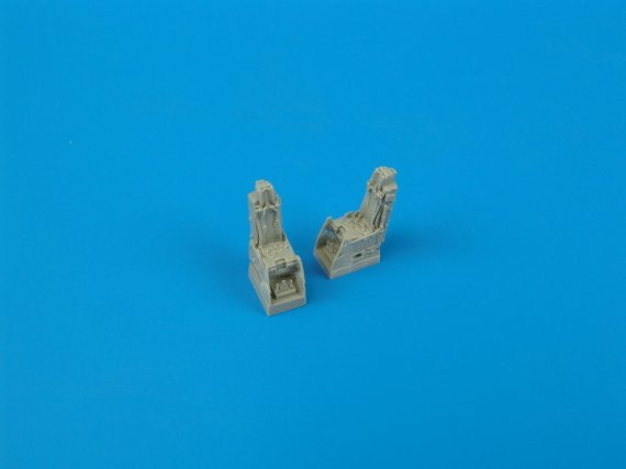 F-16D ejection seats