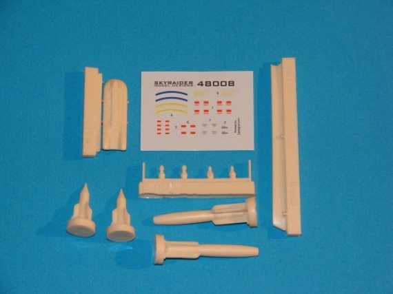 1/48 AUF-2 Launcher & GBU-12 F-1CR on Central Pylon Afghanistan