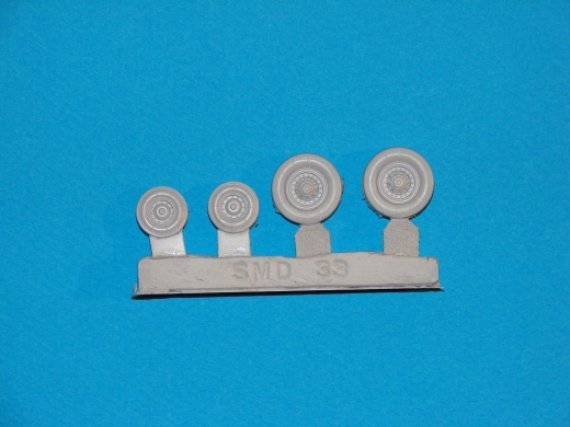 1/48 Rafale M HobbyBoss wheel correction