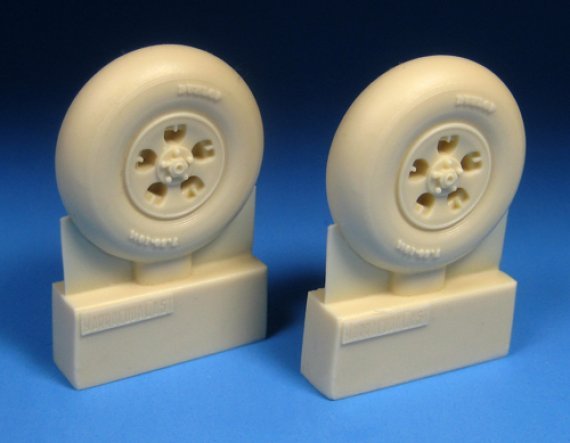 1/24 Supermarine Spitfire Mk.Ia/Mk.Vb/Mk.VI Mk.IX Five Slot Main