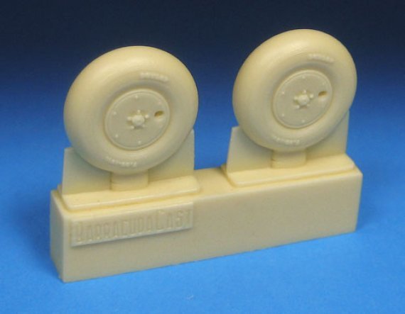 1/48 Supermarine Spitfire Mk. I IX Five Slot Covered Mainwheels