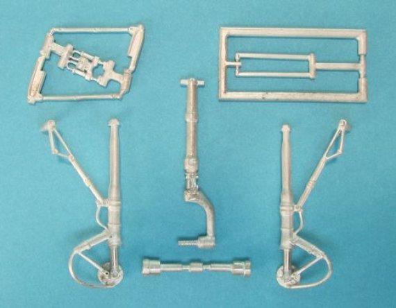 1/32 Lockheed P-38J Lightning landing gear (for Revell)