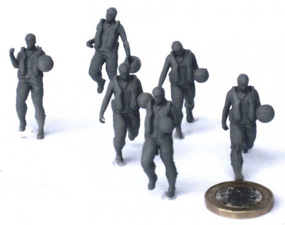 1/48 Raf aircrew running 60s/70s