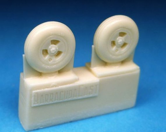 1/72 Supermarine Spitfire 3 Slot Wheels  Circumferential