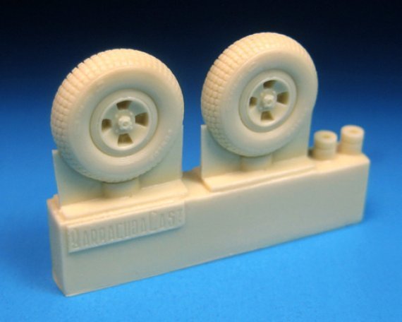 1/48 Supermarine Spitfire 4-slot block tread