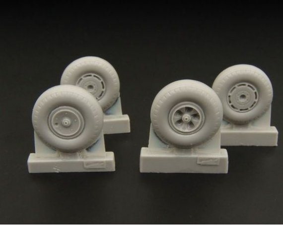 1/48 Wheels for F.Barracuda Mk.II (two types)