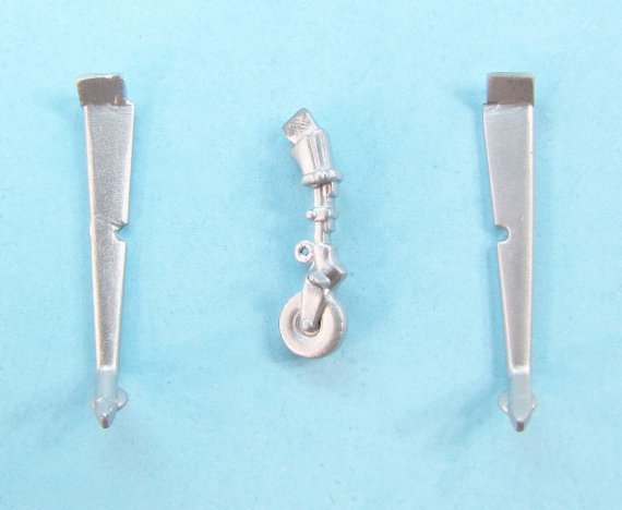 1/48 Cessna L-19/O-1 Bird Dog Landing Gear