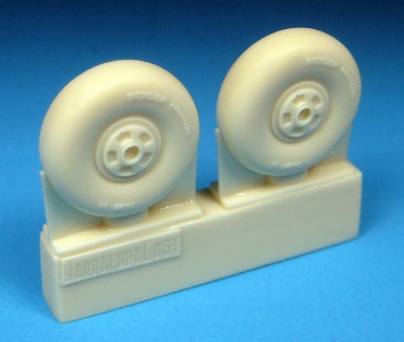 1/72 Bristol Beaufighter Mk.X Early Wheels  No Tread
