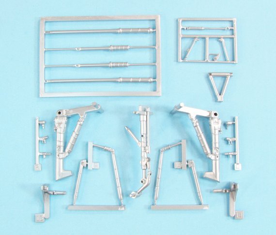 1/48 Sukhoi Su-24 Fencer Landing Gear