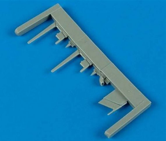 1/72 Mil Mi-24V Hind antennas (Zvezda)