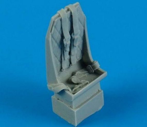 1/48 Hawker Typhoon seat with safety belts