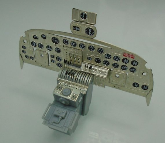 1/32 Consolidated B-24D/B-24J Liberator instrument panel
