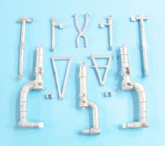 1/32 Consolidated B-24J Liberator Landing Gear