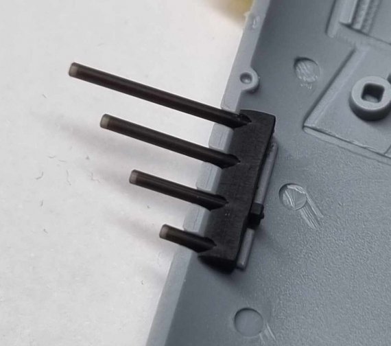 1/48 Republic P-47D-25RE Thunderbolt machine guns for MiniArt