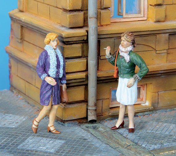 1/35 Waiting on the corner (6 resin parts)