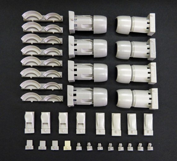 1/72 DC-6/C-118 Liftmaster engine cowlings