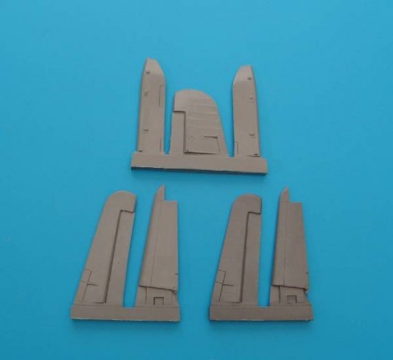 Aires Upgrade set: F4U-1 Corsair control surfaces