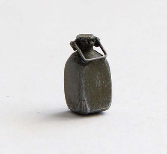 1/35 German water can 10 l (6 pcs.) EASY LINE