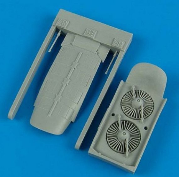 1/48 Yak-38 Forger correct vert.eng.&cover (HOBB)