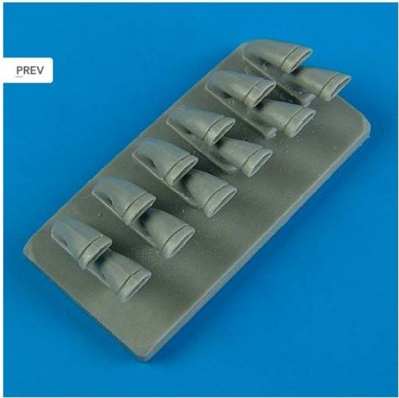 1/48 P-40M/N Warhawk exhaust  fishtail (HAS)