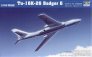 Trumpeter Kit Tupolev Tu-16K Badger G 1/144