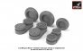 1/32 early Mikoyan MiG-21 Fishbed wheels w/ weighted tires
