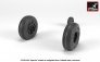 1/35 Hughes AH-64A Apache wheels with weighted tires, spoked hub image 3