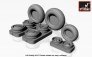1/48 Sukoi Su-27 weighted wheels set with early type hubs image 1